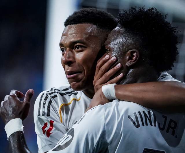 梅开二度 梅开二度